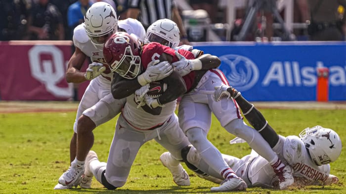 Oklahoma Sooners, Texas Longhorns, Red River Showdown, Cotton Bowl, tackle